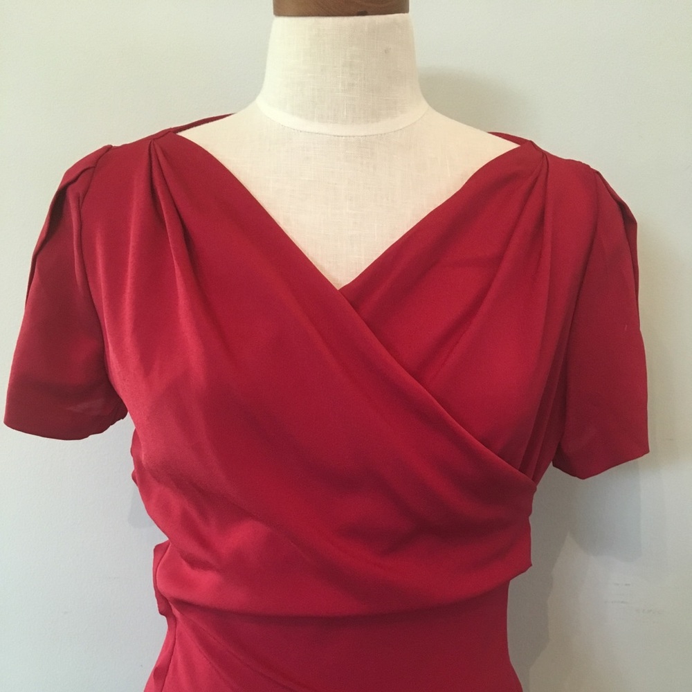 NWT Banana Republic Size 4 Cross-Front Red Top